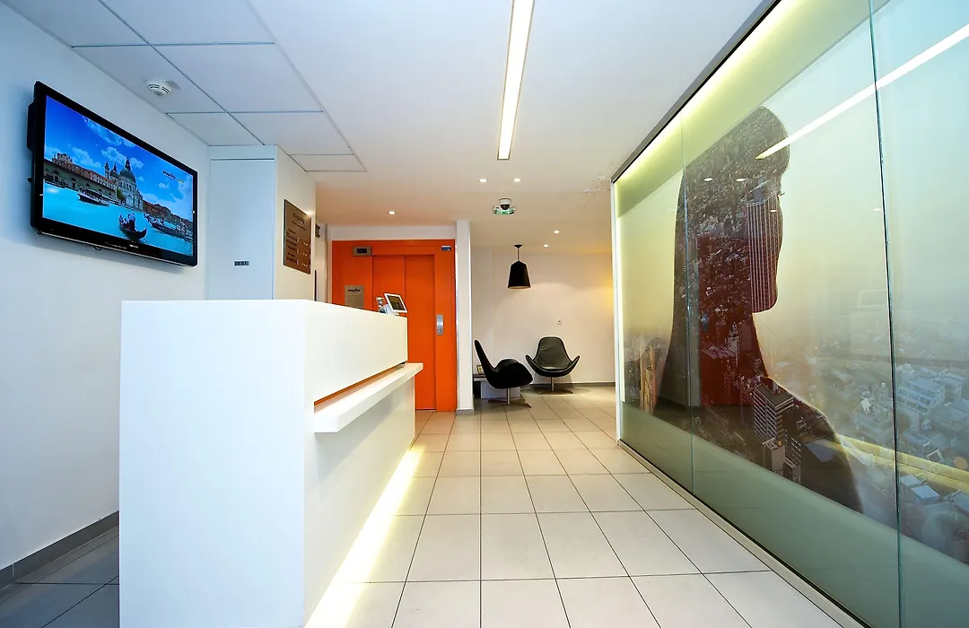 Staycity Aparthotels Paris Gare De L'Est-1